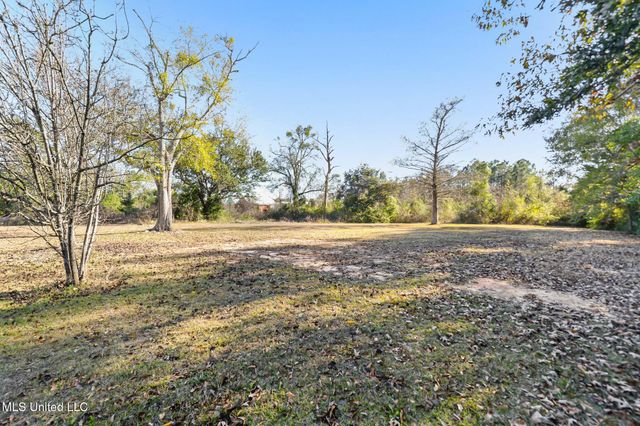 260 Irene Lane, Bay Saint Louis, MS 39520