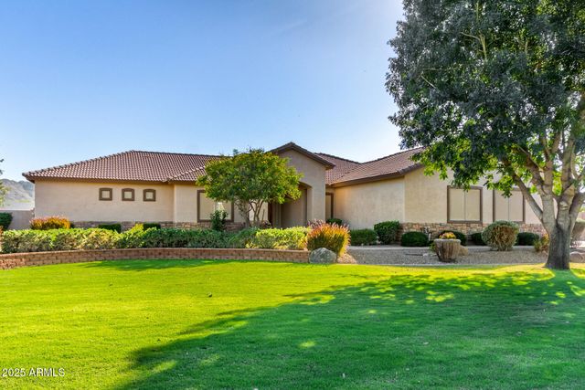 20027 E MEWS Road, Queen Creek, AZ 85142