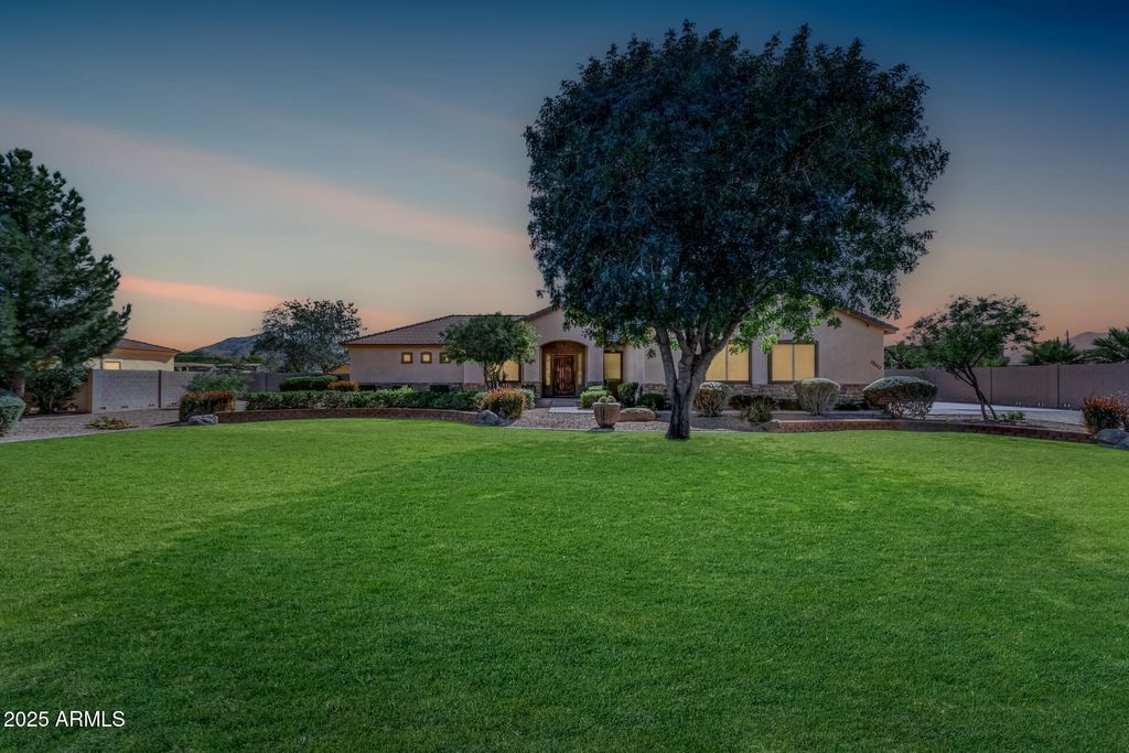 20027 E MEWS Road, Queen Creek, AZ 85142