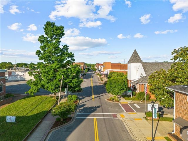 1849 Humphreys Co Line Rd, Dickson, TN 37055