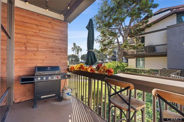 6101 Marina Pacifica Drive S, Long Beach, CA 90803