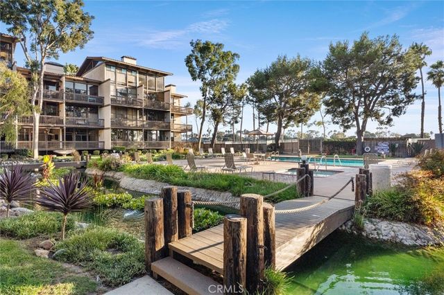 6101 Marina Pacifica Drive S, Long Beach, CA 90803