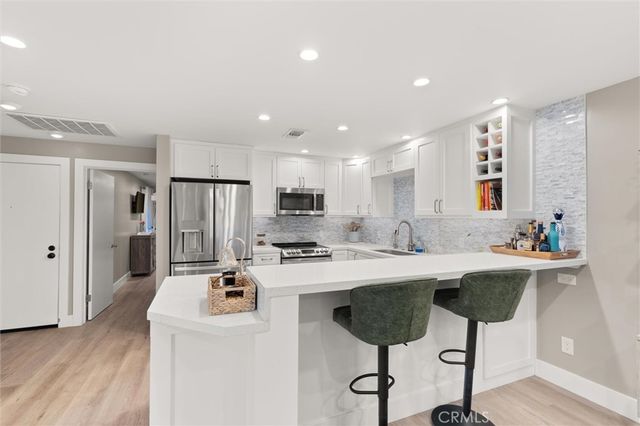 6101 Marina Pacifica Drive S, Long Beach, CA 90803