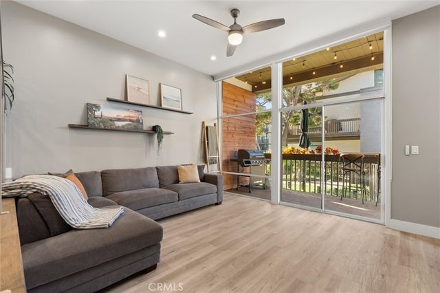 6101 Marina Pacifica Drive S, Long Beach, CA 90803