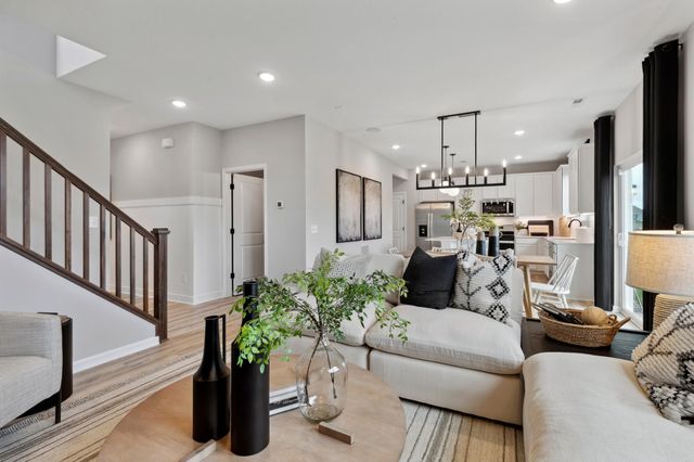 15037 Athenry Bay, Rosemount, MN 55068