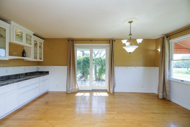 2300 Oak Creek Dr, Copperopolis, CA 95228