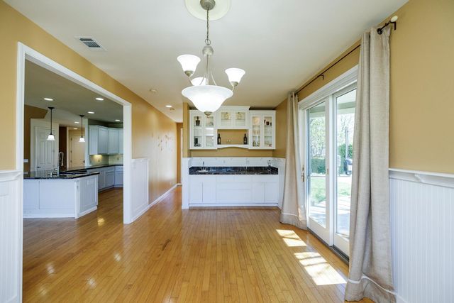 2300 Oak Creek Dr, Copperopolis, CA 95228