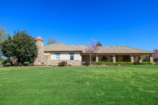 2300 Oak Creek Dr, Copperopolis, CA 95228