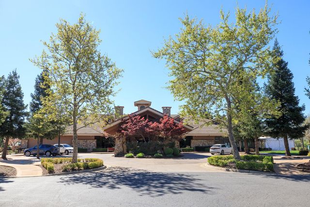 2300 Oak Creek Dr, Copperopolis, CA 95228