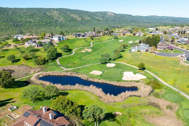 2300 Oak Creek Dr, Copperopolis, CA 95228