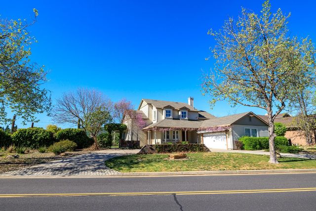 2300 Oak Creek Dr, Copperopolis, CA 95228