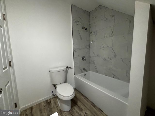1002 E CHESTNUT AVE, Vineland, NJ 08360