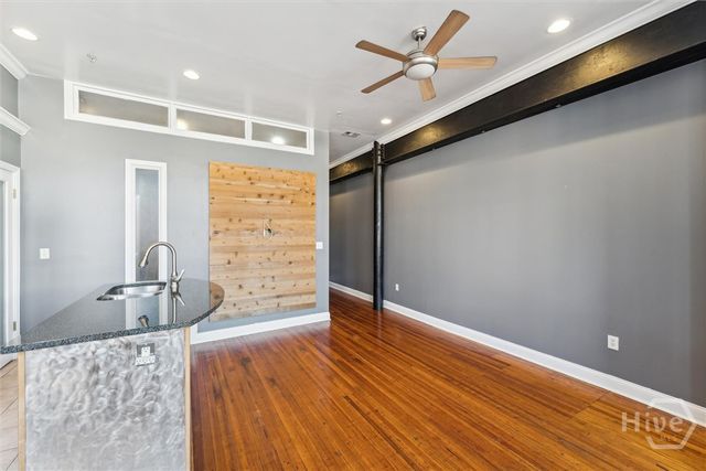 122 W Broughton Street 201, Savannah, GA 31401