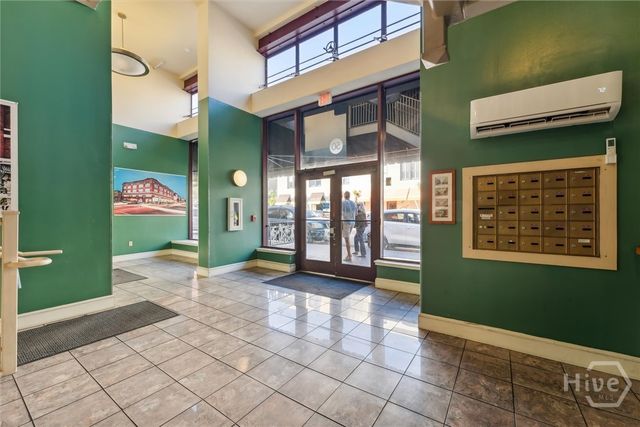 122 W Broughton Street 201, Savannah, GA 31401