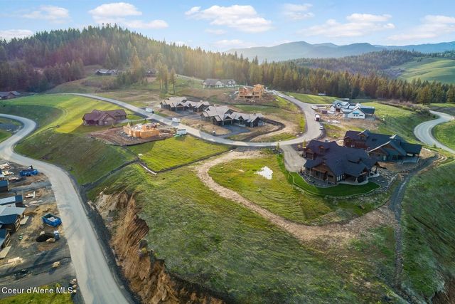 15527 S Chalone Dr, Coeur D'alene, ID 83814