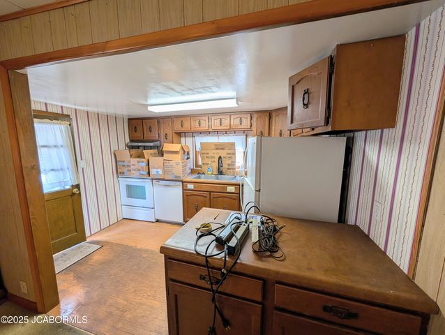 309 HICKORY STREET, Jefferson City, MO 65101