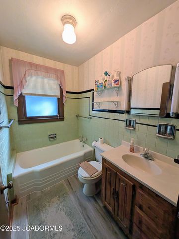 309 HICKORY STREET, Jefferson City, MO 65101