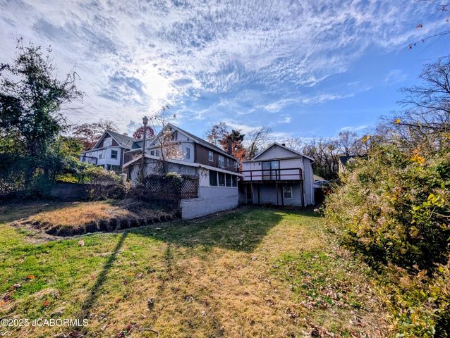 309 HICKORY STREET, Jefferson City, MO 65101