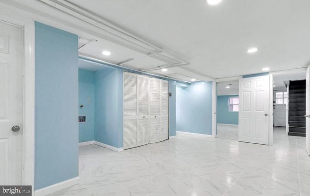 200 KINGSTON RD, Upper Darby, PA 19082