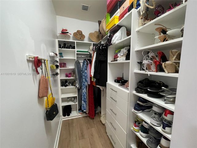 8175 NW 104th Ave 33, Doral, FL 33178