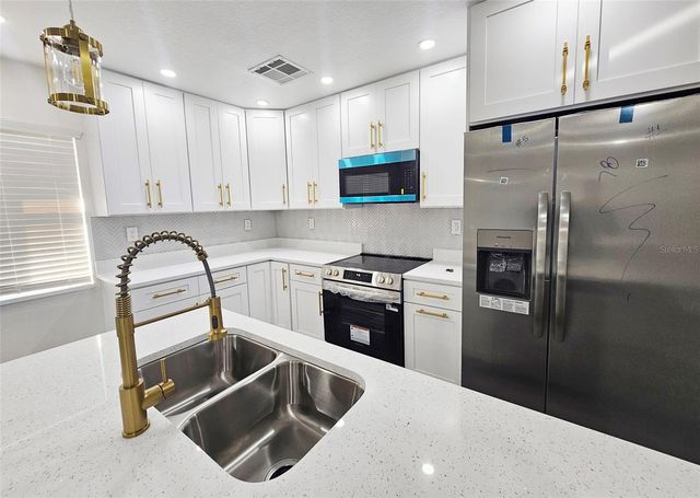 6701 N HABANA AVENUE, Tampa, FL 33614