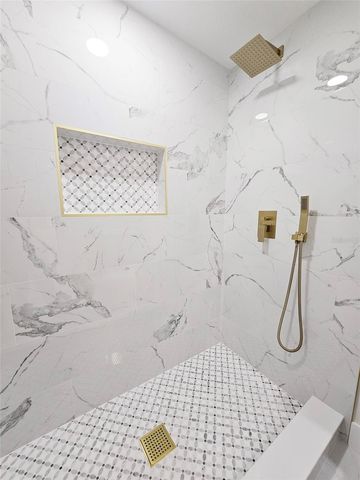 6701 N HABANA AVENUE, Tampa, FL 33614