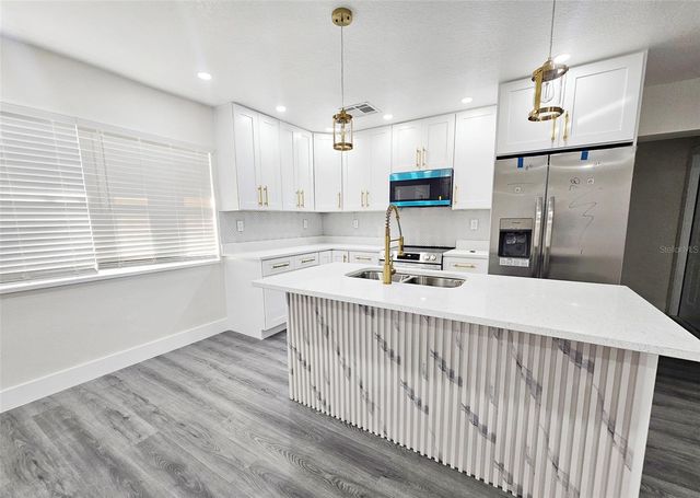 6701 N HABANA AVENUE, Tampa, FL 33614