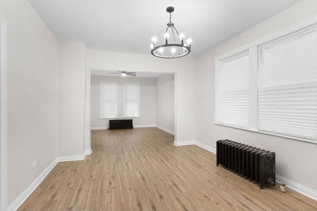 9152 S Woodlawn Avenue, Chicago, IL 60619