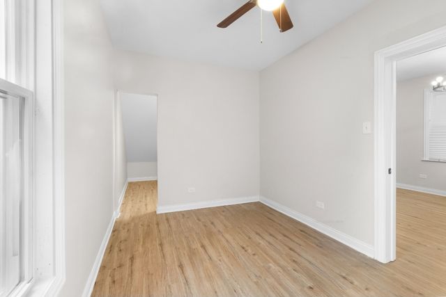 9152 S Woodlawn Avenue, Chicago, IL 60619