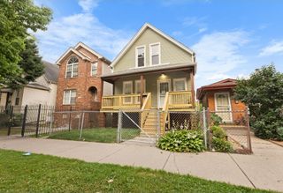 9152 S Woodlawn Avenue, Chicago, IL 60619