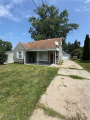 635 N Hazelwood Avenue, Youngstown, OH 44509