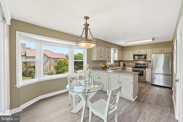4500 SAWGRASS CT, Alexandria, VA 22312