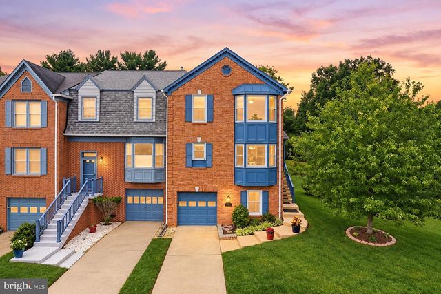 4500 SAWGRASS CT, Alexandria, VA 22312