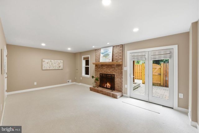 4500 SAWGRASS CT, Alexandria, VA 22312