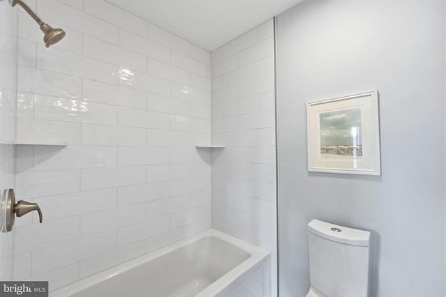 4500 SAWGRASS CT, Alexandria, VA 22312