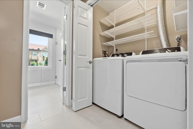 4500 SAWGRASS CT, Alexandria, VA 22312
