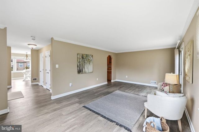 4500 SAWGRASS CT, Alexandria, VA 22312