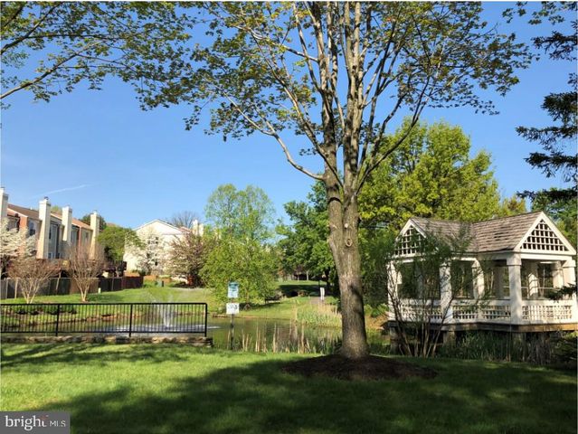 4500 SAWGRASS CT, Alexandria, VA 22312