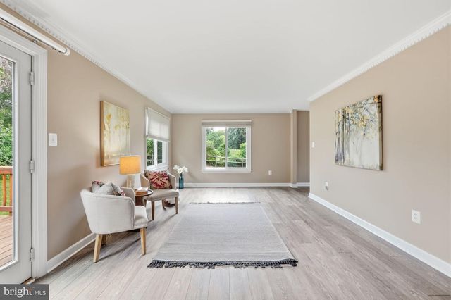 4500 SAWGRASS CT, Alexandria, VA 22312