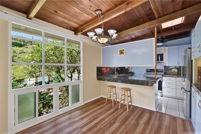 47-337 Mahakea Road, Kaneohe, HI 96744