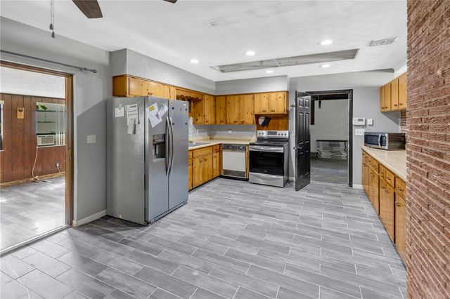 310 KENMORE ROAD, Brandon, FL 33511