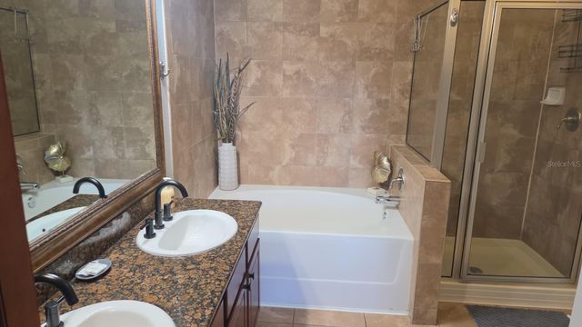 910 CHARO PARKWAY 323, Davenport, FL 33897