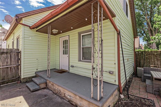 750 Brayton Avenue, Cleveland, OH 44113