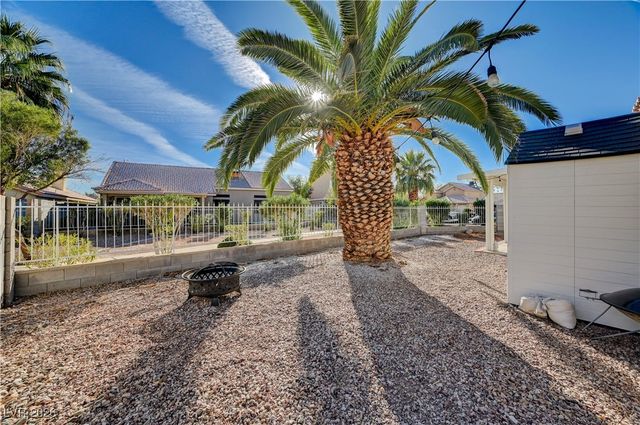 5773 Sunny Orchard Lane, Las Vegas, NV 89110