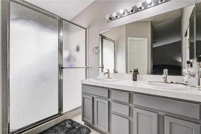 5773 Sunny Orchard Lane, Las Vegas, NV 89110