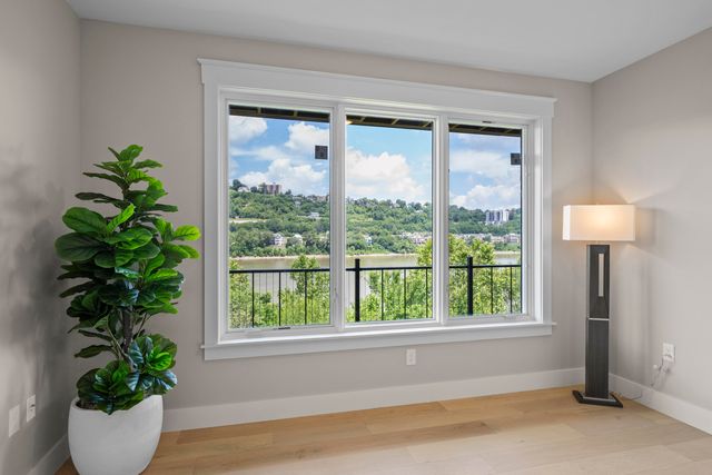 745 Manhattan Boulevard, 203, Dayton, KY 41074