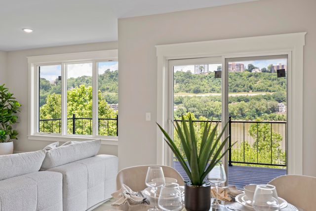 745 Manhattan Boulevard, 203, Dayton, KY 41074