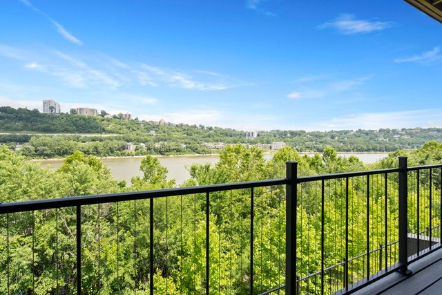 745 Manhattan Boulevard, 203, Dayton, KY 41074