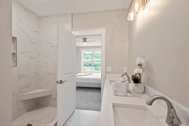 745 Manhattan Boulevard, 203, Dayton, KY 41074