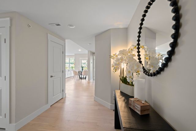 745 Manhattan Boulevard, 203, Dayton, KY 41074